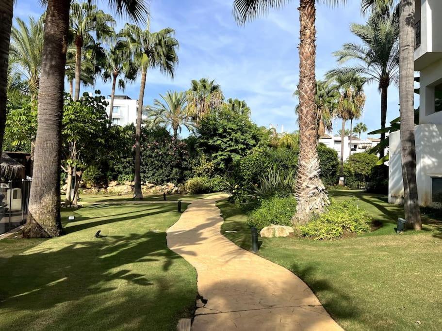 Costalita Beach Apartamento En 에스테포나 외부 사진