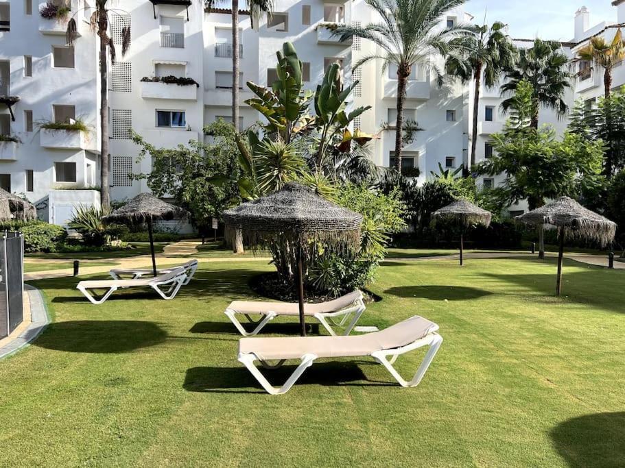 Costalita Beach Apartamento En 에스테포나 외부 사진