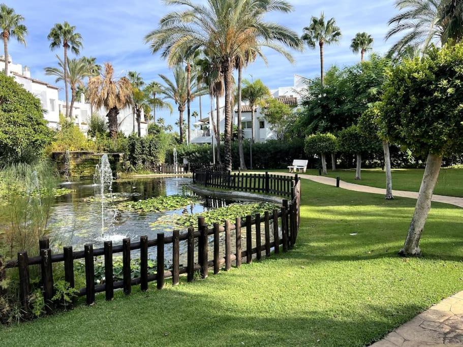 Costalita Beach Apartamento En 에스테포나 외부 사진